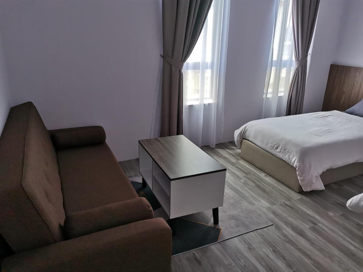 Mersingfirstfloor丰盛港二楼民宿 エクステリア 写真