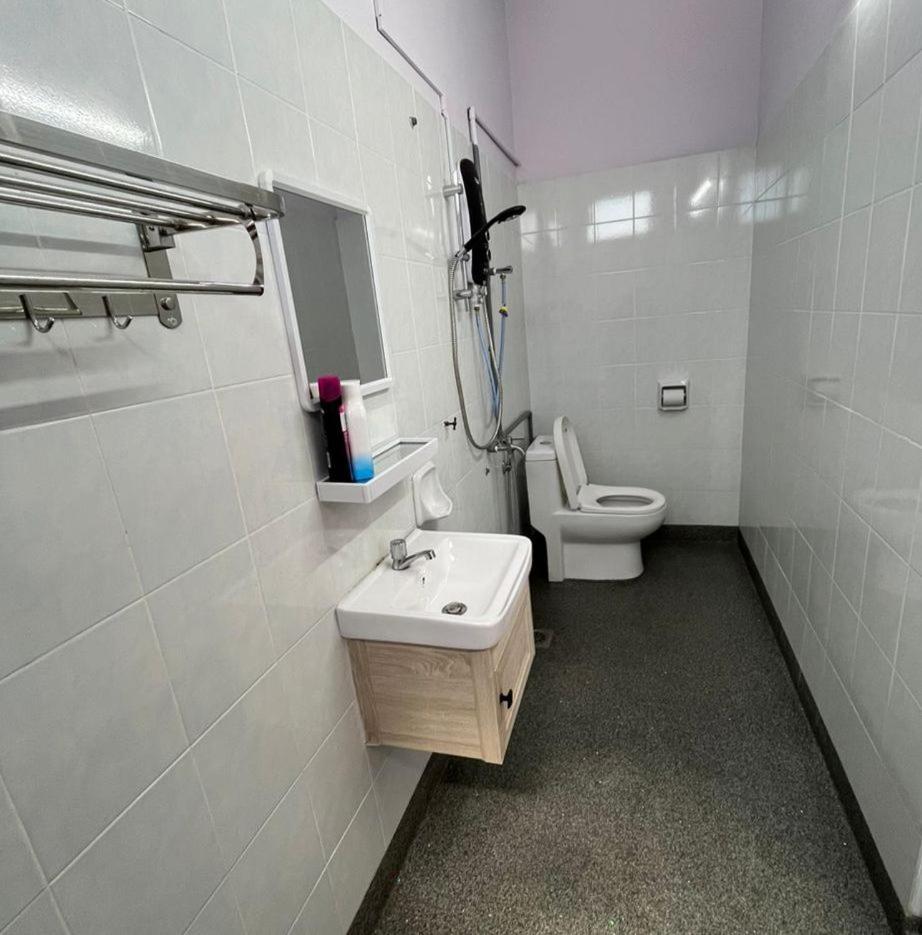 Mersingfirstfloor丰盛港二楼民宿 エクステリア 写真